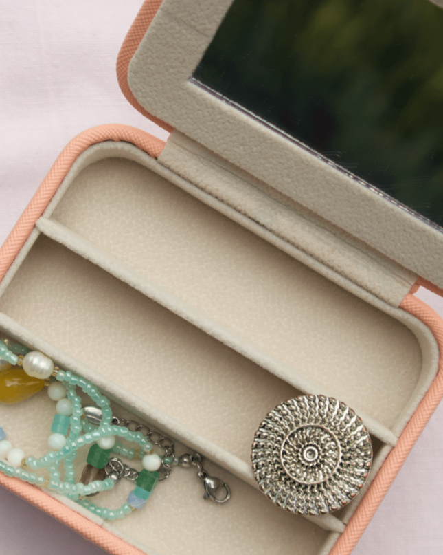 Casa Duniya Leather Jewelry Storage Square Leather Jewelry Boxes