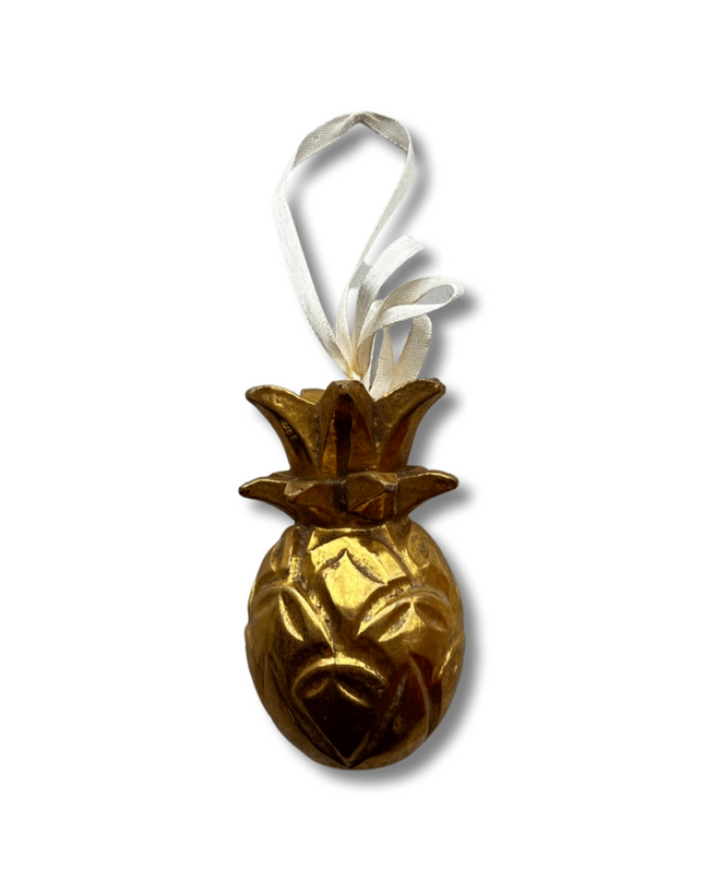 Casa Duniya Handcrafted Wooden Ornament Ananas Ornament